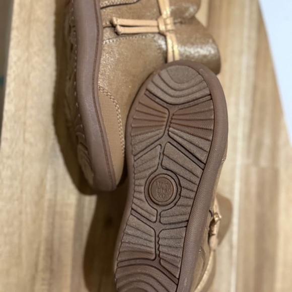 Stride rite shoes - Picture 2 of 3